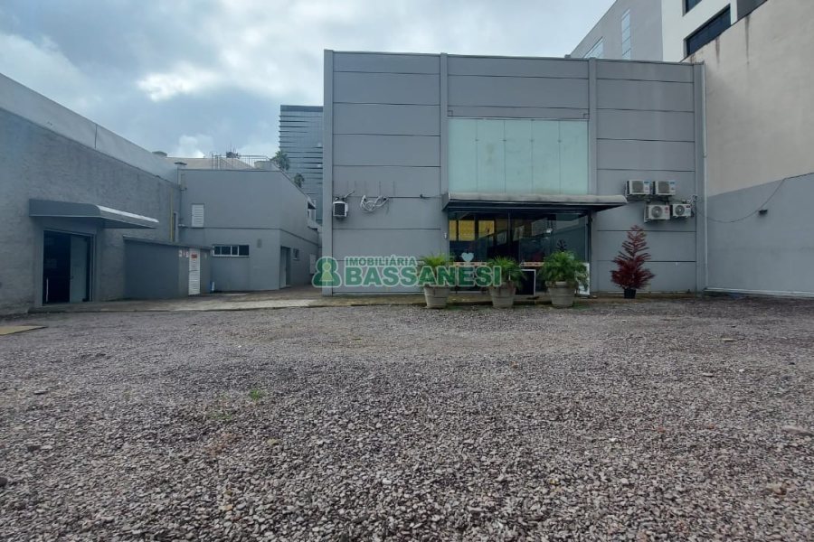 Loja com 15m², no bairro São Pelegrino em Caxias do Sul para Alugar