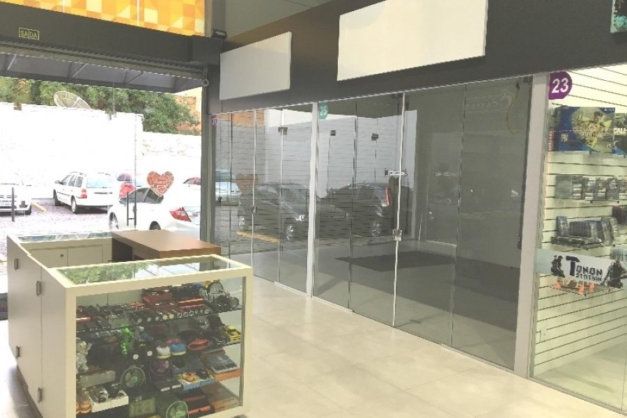Loja com 15m², no bairro São Pelegrino em Caxias do Sul para Alugar