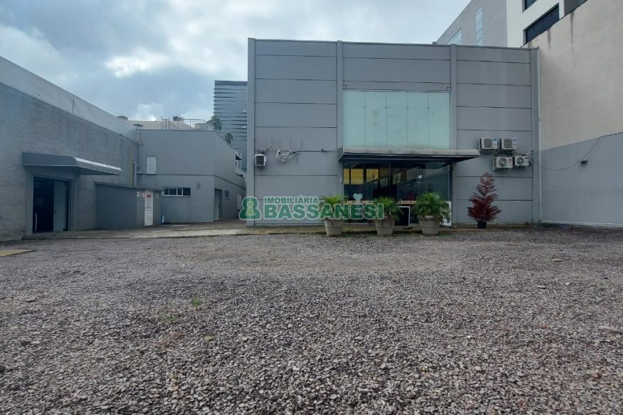 Loja com 15m², no bairro São Pelegrino em Caxias do Sul para Alugar