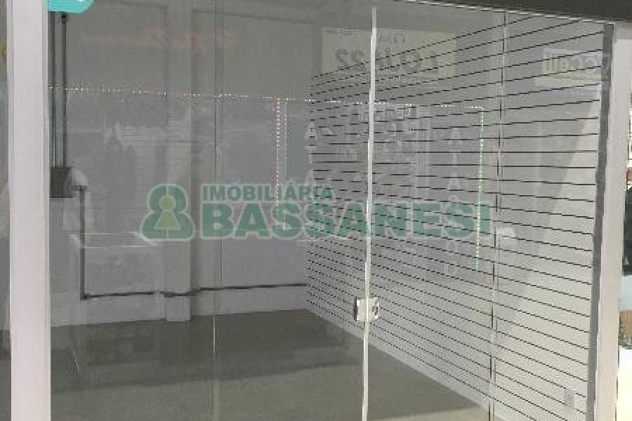 Loja com 15m², no bairro São Pelegrino em Caxias do Sul para Alugar