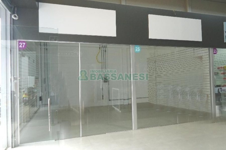 Loja com 15m², no bairro São Pelegrino em Caxias do Sul para Alugar