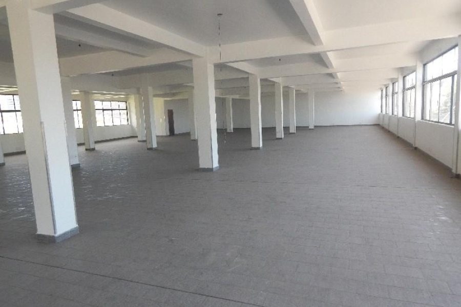 Loja com 630m², no bairro Centro em Caxias do Sul para Alugar