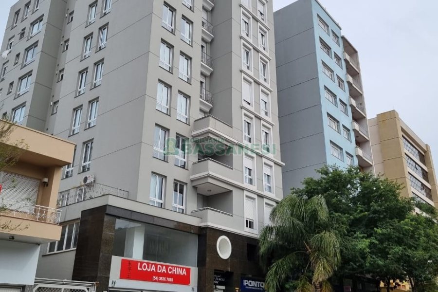 Apartamento com 190m², 3 dormitórios, 2 vagas, no bairro Centro em Caxias do Sul para Comprar