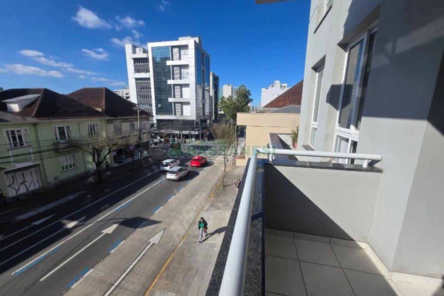 Apartamento com 190m², 3 dormitórios, 2 vagas, no bairro Centro em Caxias do Sul para Comprar