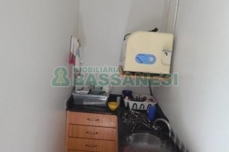 Loja com 130m², no bairro Cinqüentenário em Caxias do Sul para Alugar