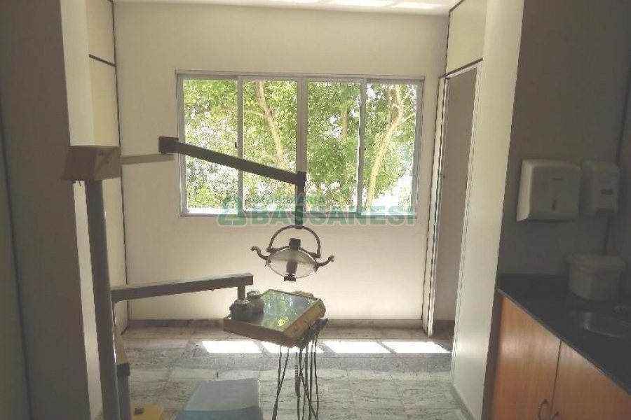 Loja com 130m², no bairro Cinqüentenário em Caxias do Sul para Alugar