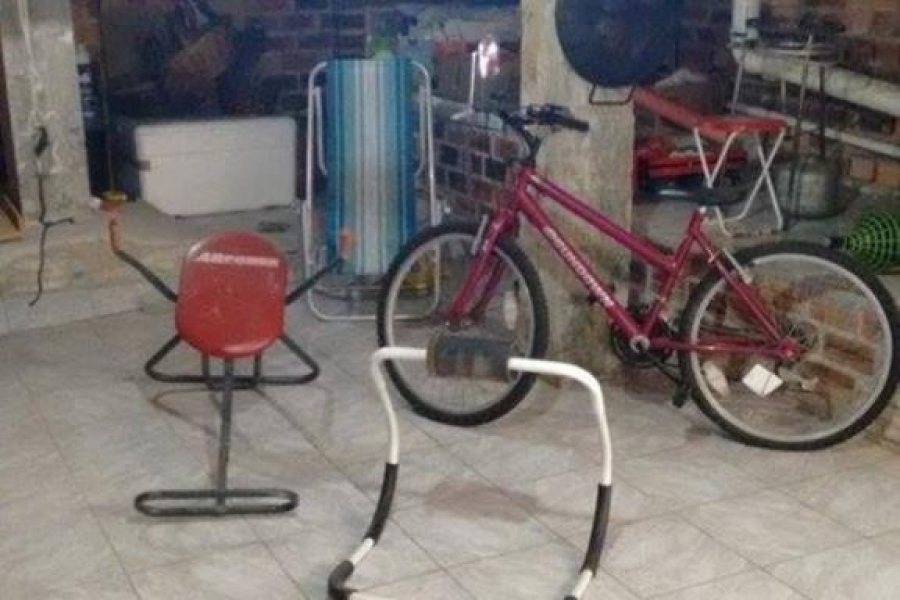 Sobrado com 106m², 3 dormitórios, 1 vaga, no bairro Bela Vista em Caxias do Sul para Comprar