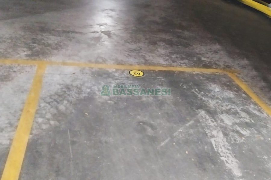 Apto Mobiliado com 52m², 1 dormitório, 2 vagas, no bairro Centro em Caxias do Sul para Comprar