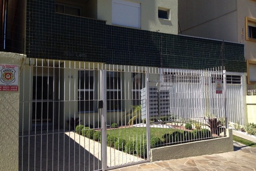 Apto Mobiliado com 88m², 3 dormitórios, 2 vagas, no bairro Pio X em Caxias do Sul para Comprar