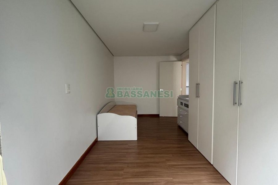 Apto Mobiliado com 100m², 3 dormitórios, 2 vagas, no bairro Bela Vista em Caxias do Sul para Alugar