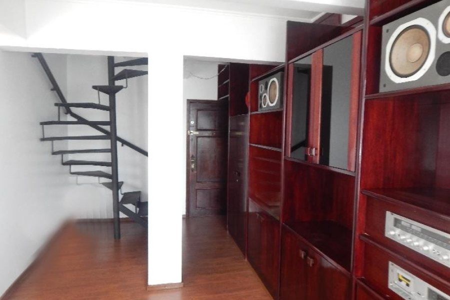 Apto Mobiliado com 120m², 3 dormitórios, no bairro Centro em Caxias do Sul para Comprar