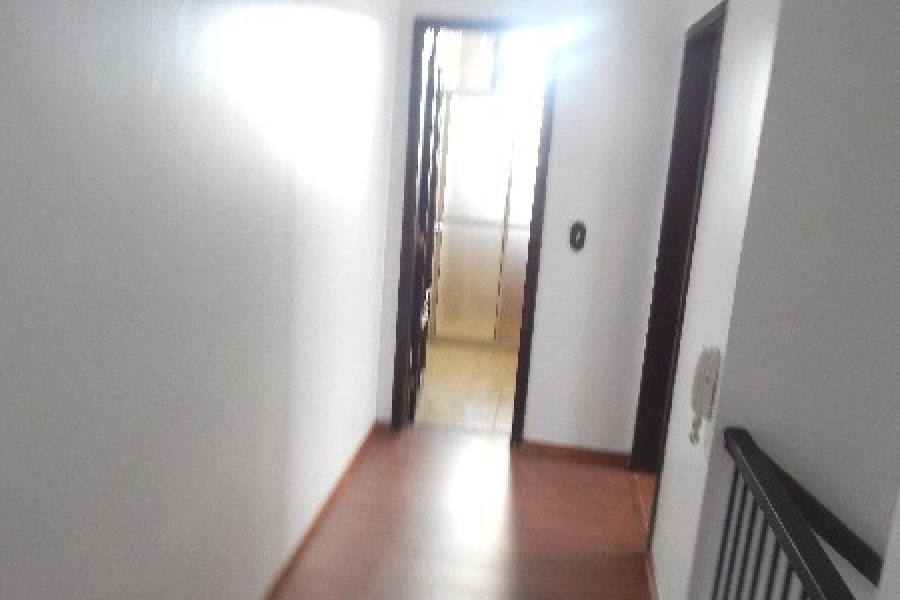 Apto Mobiliado com 120m², 3 dormitórios, no bairro Centro em Caxias do Sul para Comprar