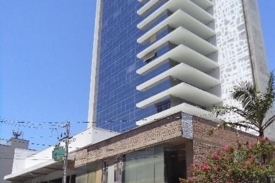 Sala com 51m², 1 vaga, no bairro São Pelegrino em Caxias do Sul para Comprar