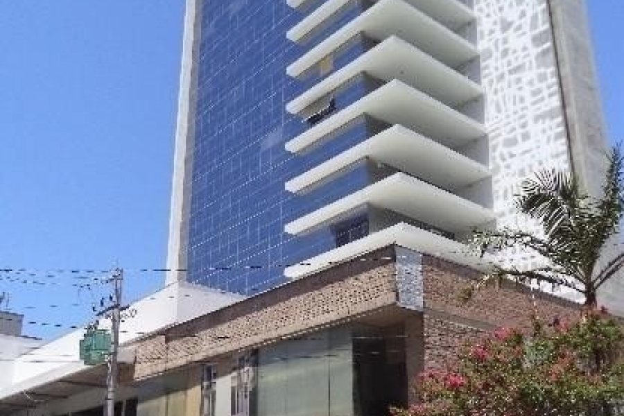 Sala com 90m², 2 vagas, no bairro São Pelegrino em Caxias do Sul para Comprar