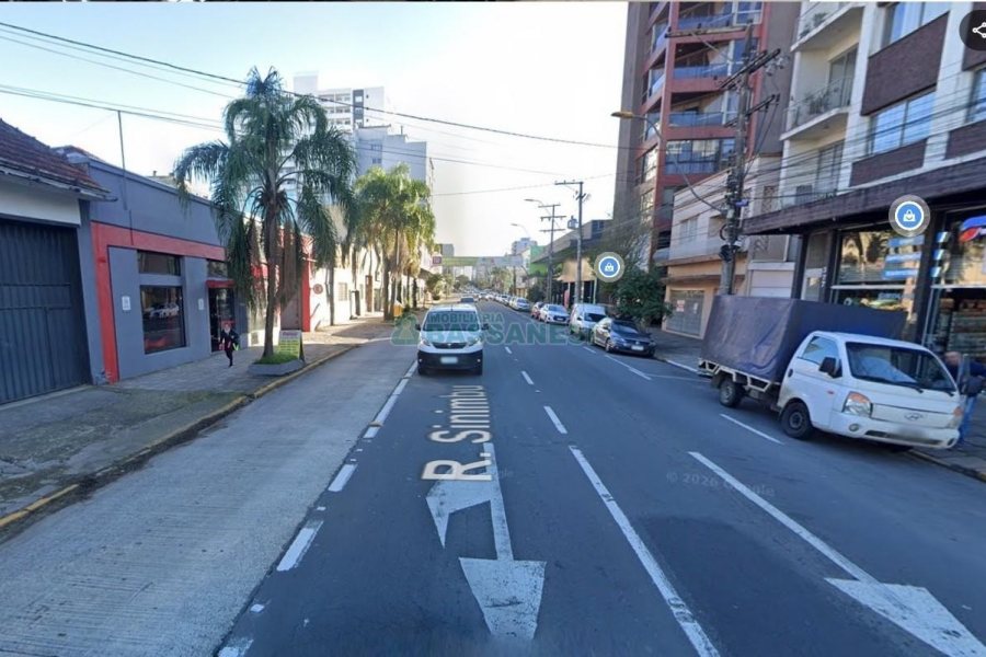 Pavilhão com 363m², no bairro Lourdes em Caxias do Sul para Alugar