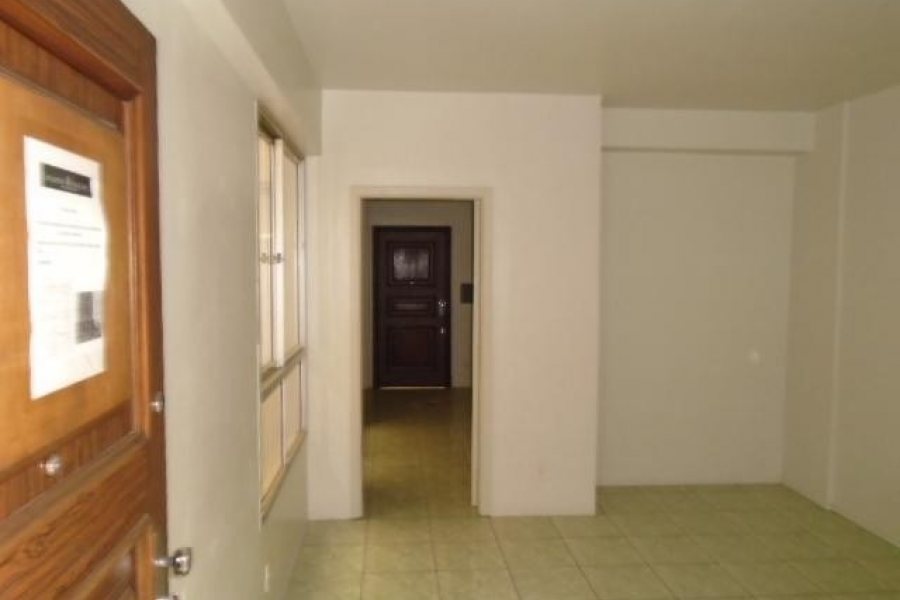 Sala com 30m², no bairro Centro em Caxias do Sul para Alugar