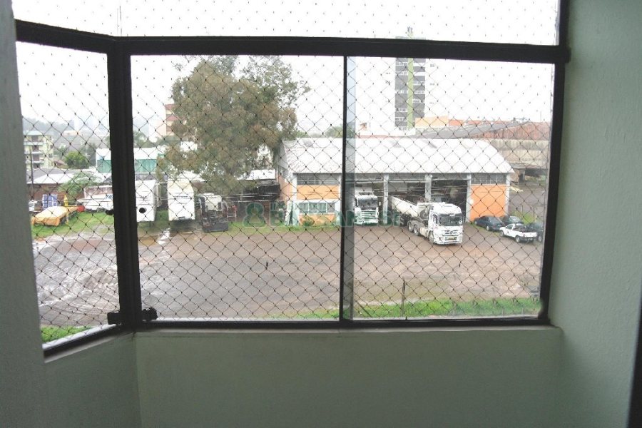 Apartamento com 106m², 3 dormitórios, 1 vaga, no bairro Santa Catarina em Caxias do Sul para Alugar