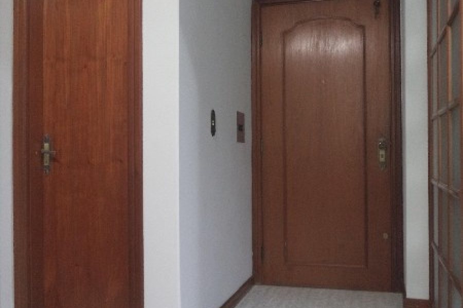 Apartamento com 34m², 1 dormitório, no bairro Centro em Caxias do Sul para Alugar ou Comprar