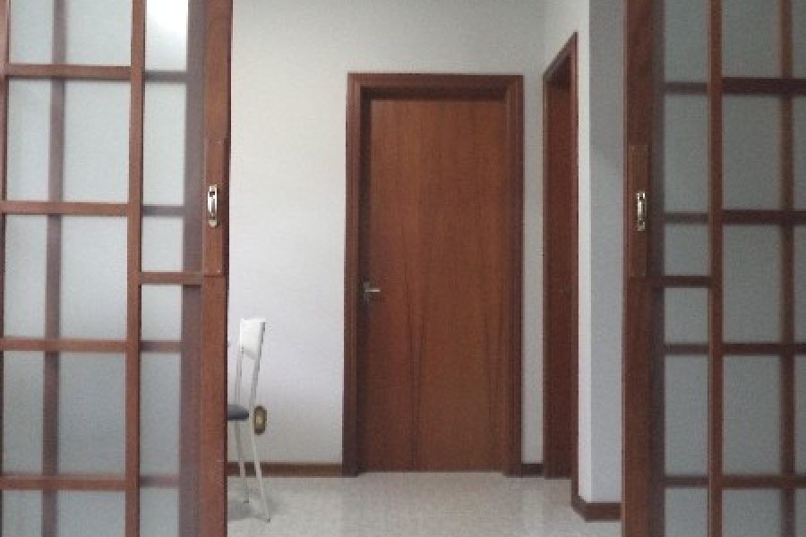 Apartamento com 34m², 1 dormitório, no bairro Centro em Caxias do Sul para Alugar ou Comprar