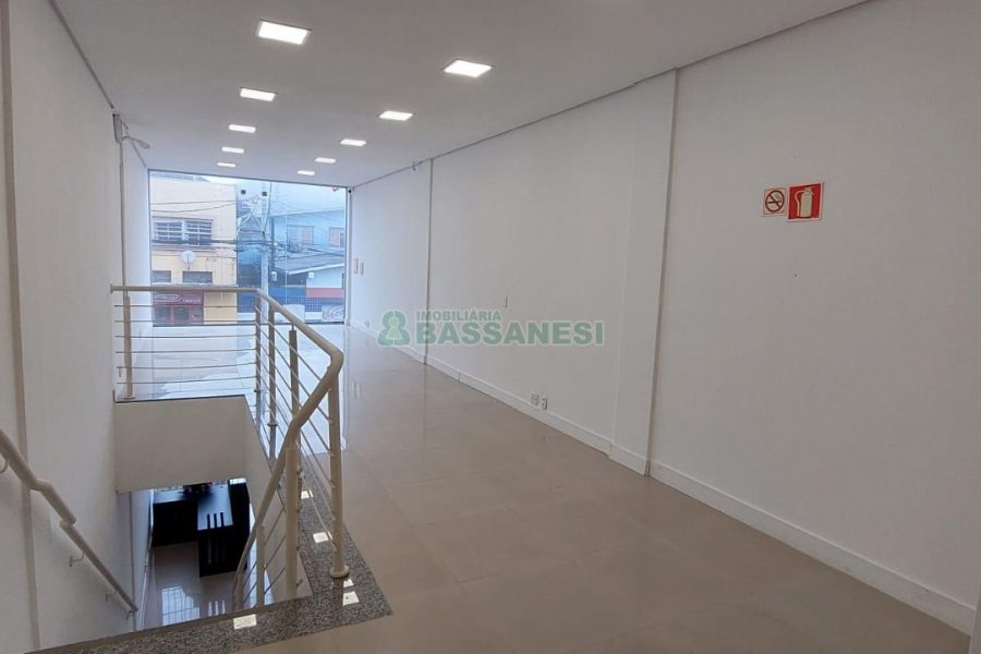 Loja com 109m², no bairro Lourdes em Caxias do Sul para Alugar ou Comprar