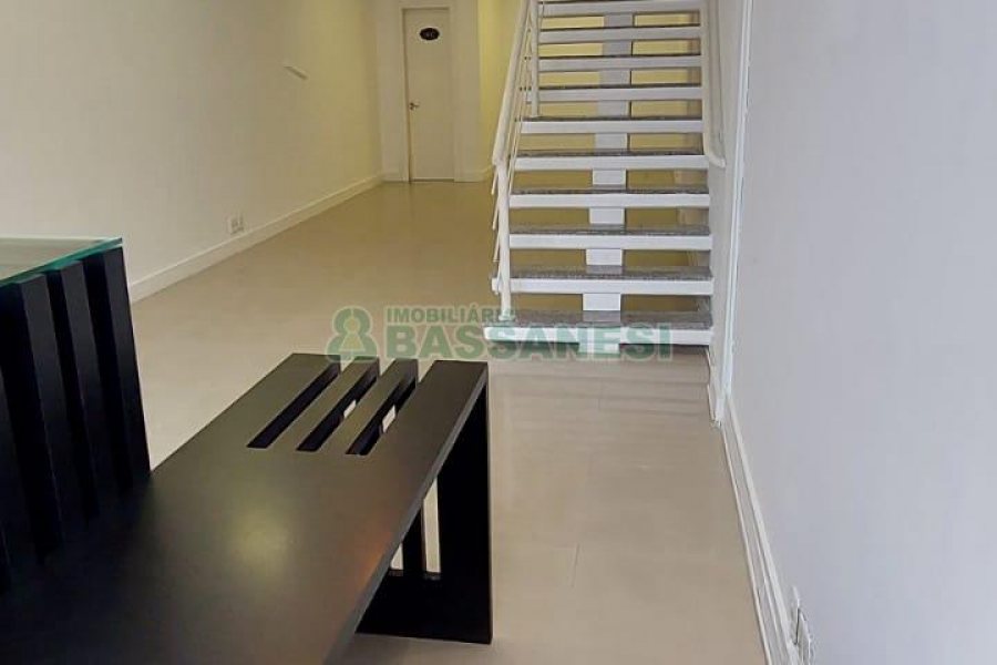 Loja com 109m², no bairro Lourdes em Caxias do Sul para Alugar ou Comprar