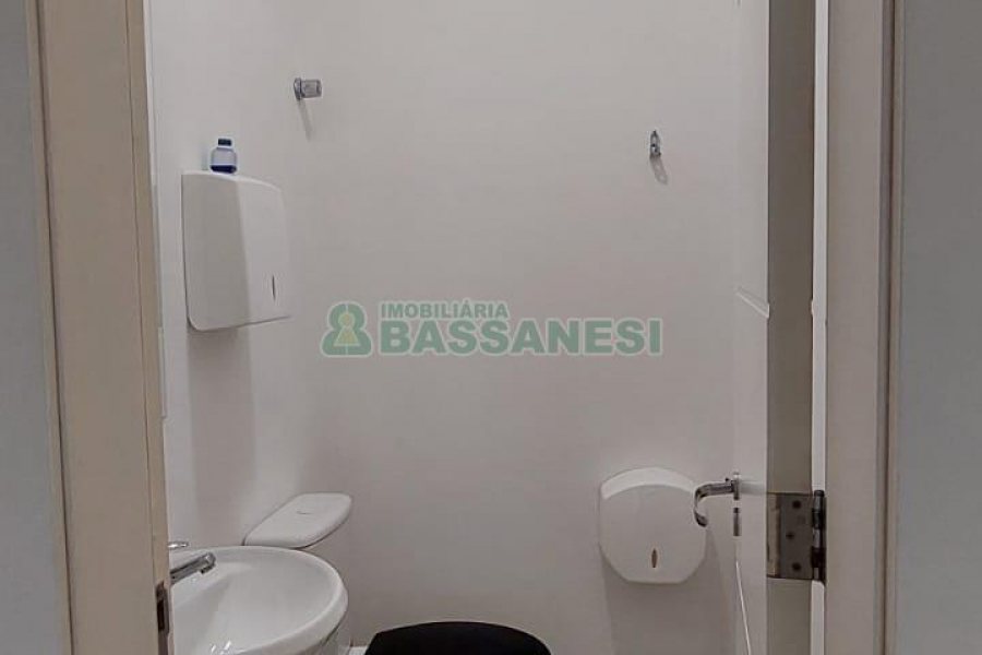 Loja com 109m², no bairro Lourdes em Caxias do Sul para Alugar ou Comprar