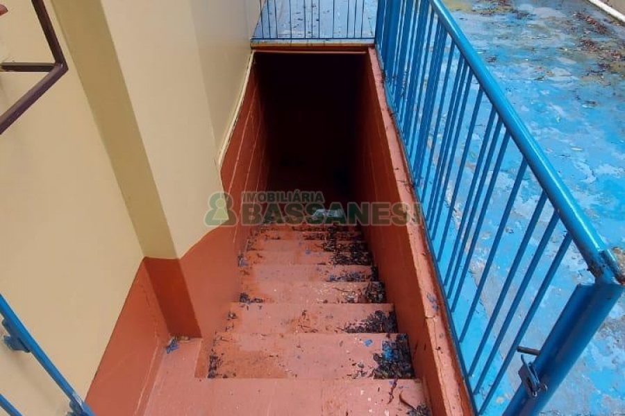 Casa Comercial com 350m², 1 vaga, no bairro Lourdes em Caxias do Sul para Alugar