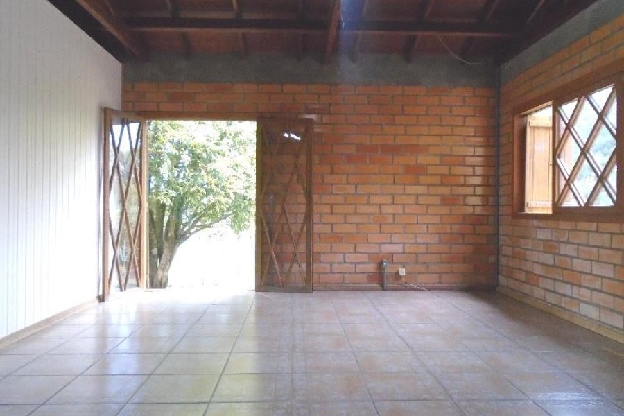 Casa, 3 dormitórios, 1 vaga, no bairro Colina Sorriso em Caxias do Sul para Comprar