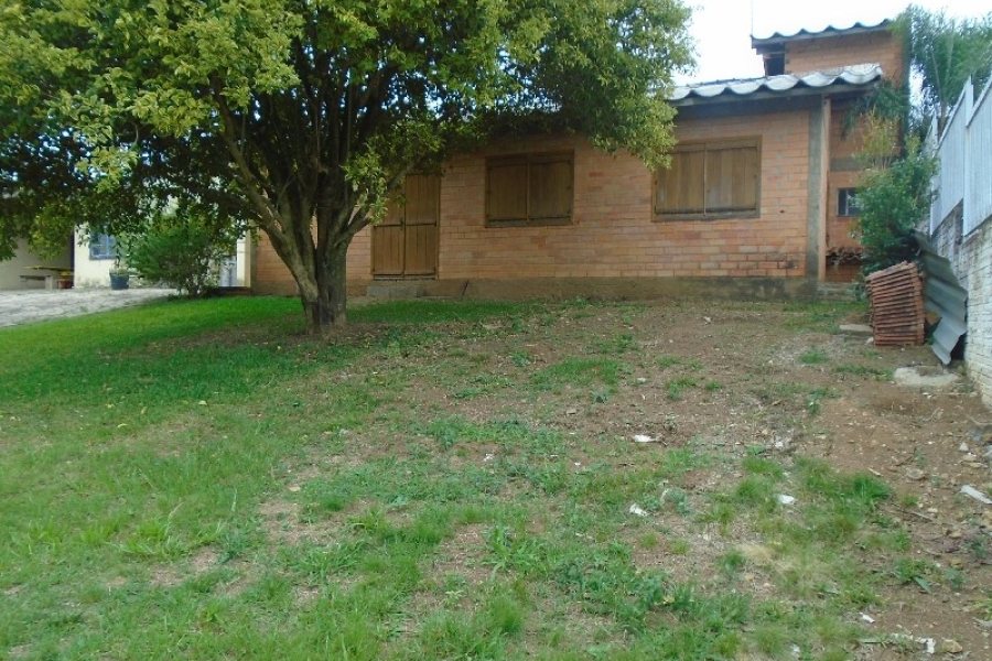 Casa, 3 dormitórios, 1 vaga, no bairro Colina Sorriso em Caxias do Sul para Comprar