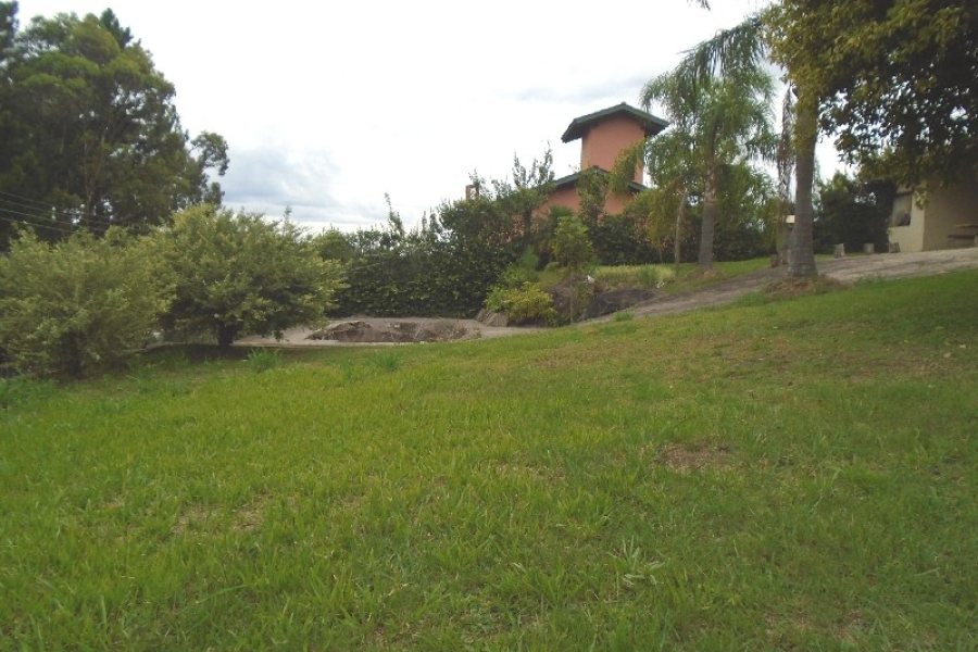 Casa, 3 dormitórios, 1 vaga, no bairro Colina Sorriso em Caxias do Sul para Comprar