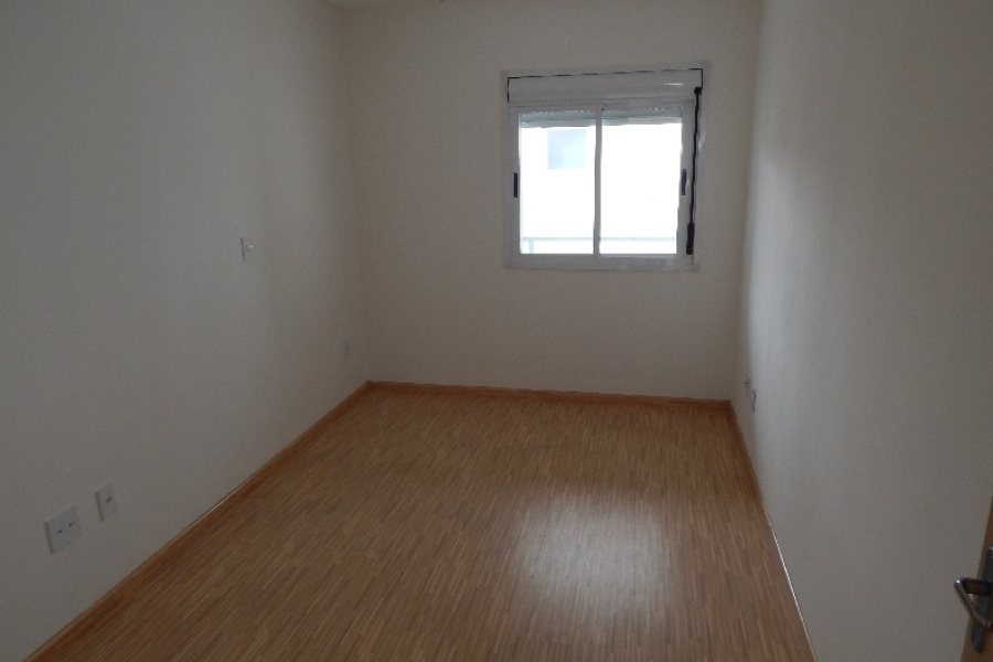 Apartamento com 84m², 2 dormitórios, 1 vaga, no bairro Santa Lúcia em Caxias do Sul para Comprar