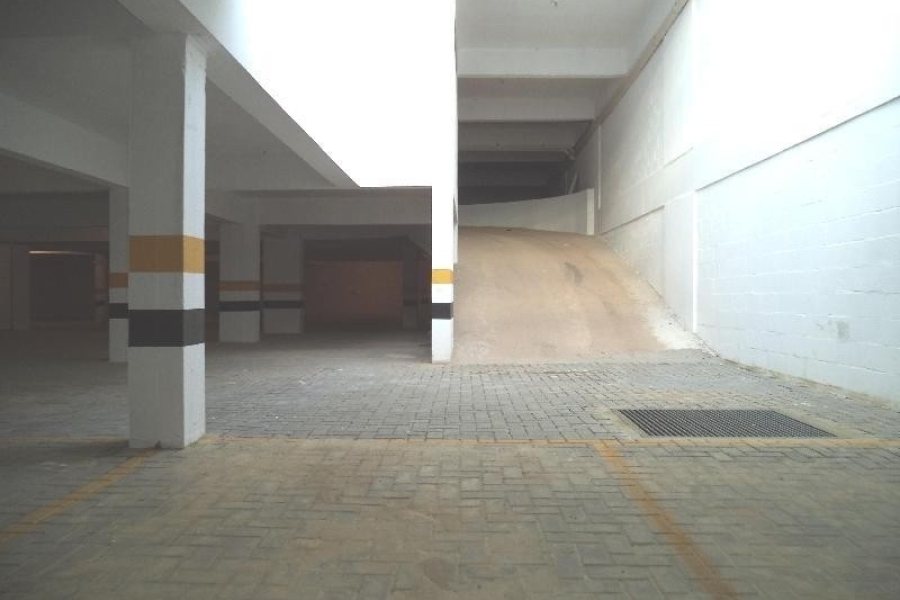 Sala com 51m², 1 vaga, no bairro Desvio Rizzo em Caxias do Sul para Comprar