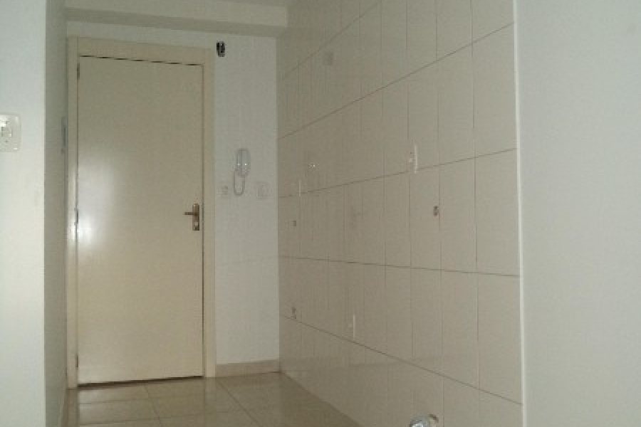 Kitinete com 25m², 1 dormitório, no bairro Sagrada Família em Caxias do Sul para Alugar