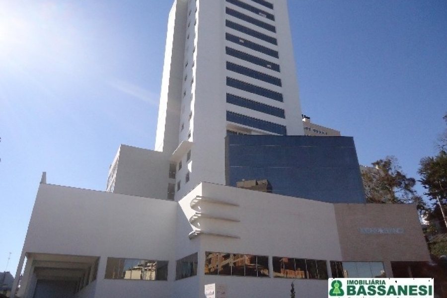 Sala com 52m², 1 vaga, no bairro Panazzolo em Caxias do Sul para Comprar