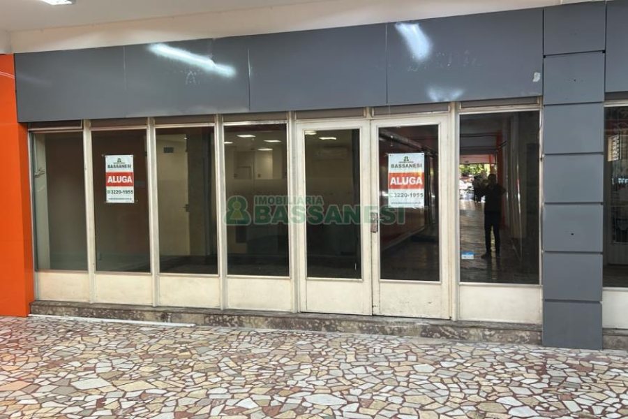 Sala com 260m², no bairro Centro em Caxias do Sul para Alugar