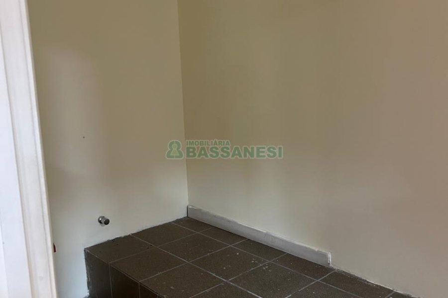Sala com 260m², no bairro Centro em Caxias do Sul para Alugar