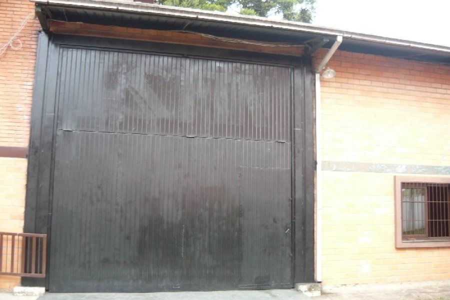 Pavilhão com 200m², no bairro Esplanada em Caxias do Sul para Alugar