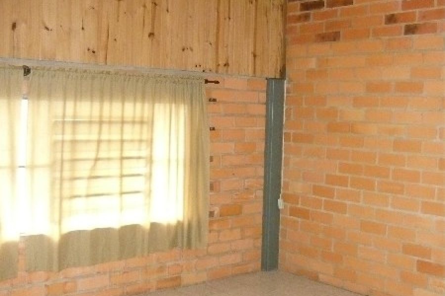 Pavilhão com 200m², no bairro Esplanada em Caxias do Sul para Alugar