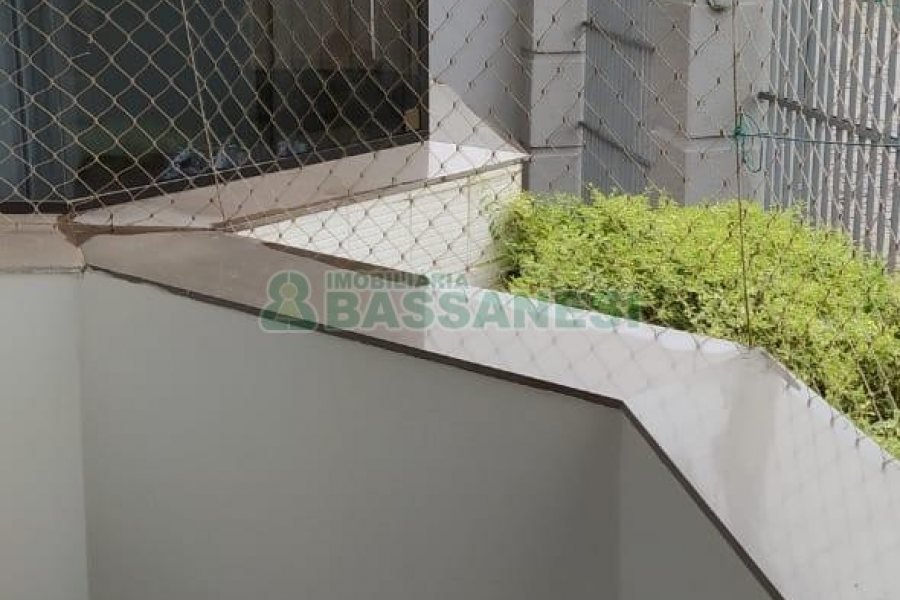 Kitinete Mobiliado com 32m², 1 dormitório, no bairro Presidente Vargas em Caxias do Sul para Comprar