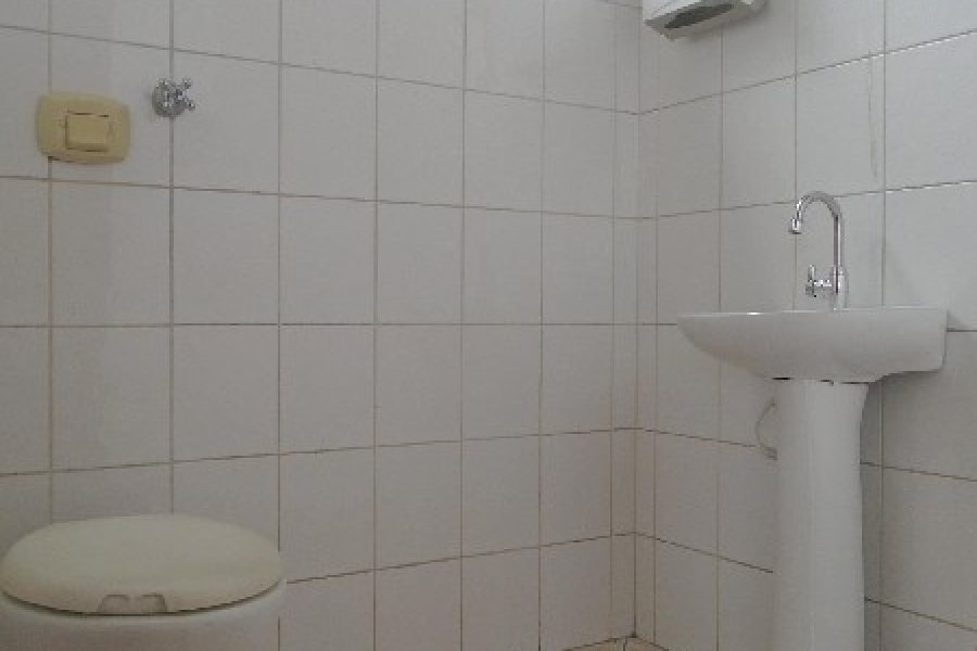 Sala com 118m², 1 vaga, no bairro Centro em Caxias do Sul para Comprar