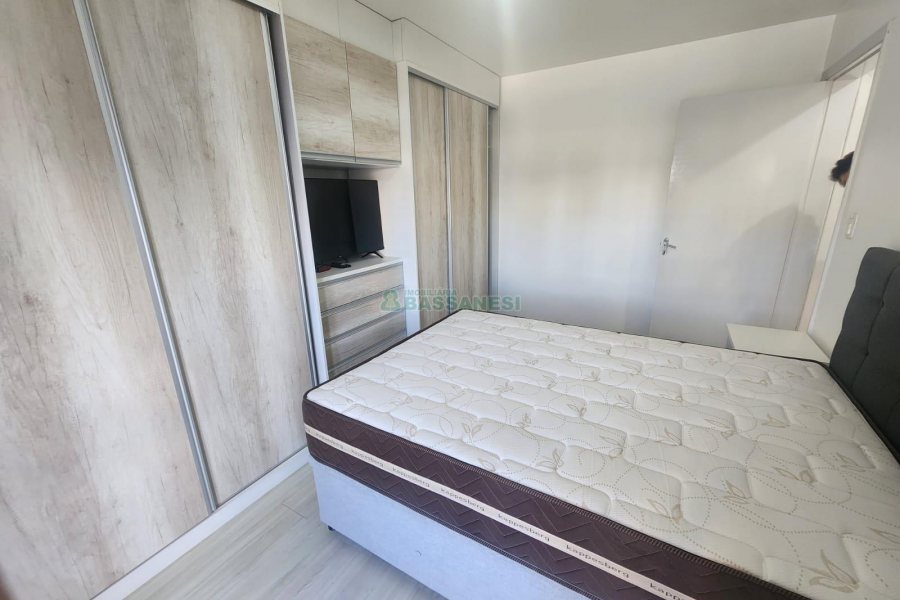 Apto Mobiliado com 50m², 1 dormitório, 1 vaga, no bairro Centro em Caxias do Sul para Alugar