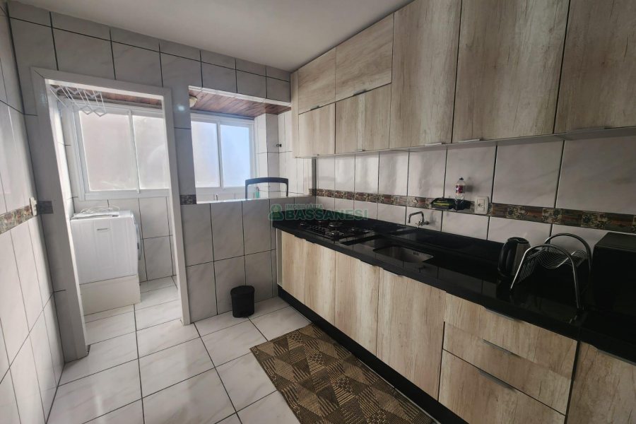 Apto Mobiliado com 50m², 1 dormitório, 1 vaga, no bairro Centro em Caxias do Sul para Alugar