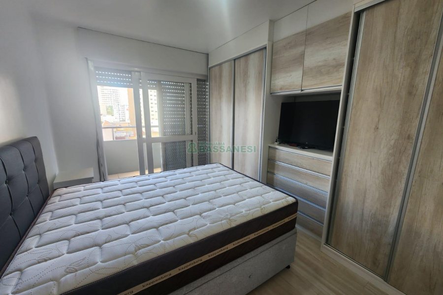 Apto Mobiliado com 50m², 1 dormitório, 1 vaga, no bairro Centro em Caxias do Sul para Alugar
