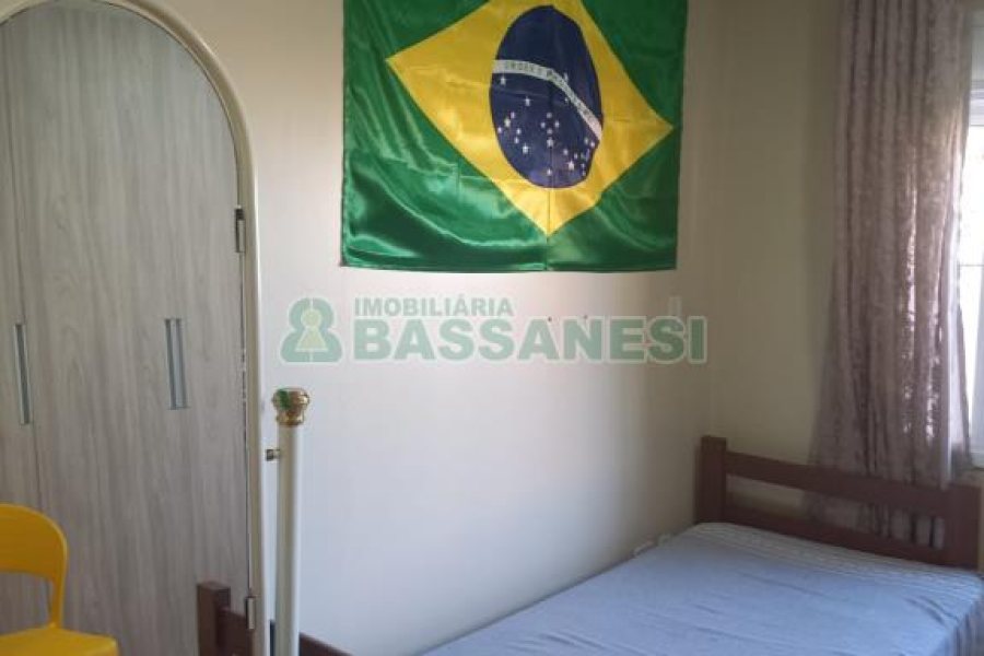 Apartamento com 142m², 3 dormitórios, 2 vagas, no bairro Sagrada Família em Caxias do Sul para Comprar