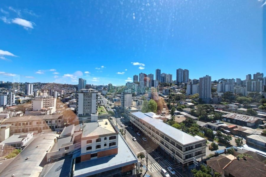 Sala com 77m², 1 vaga, no bairro Pio X em Caxias do Sul para Alugar
