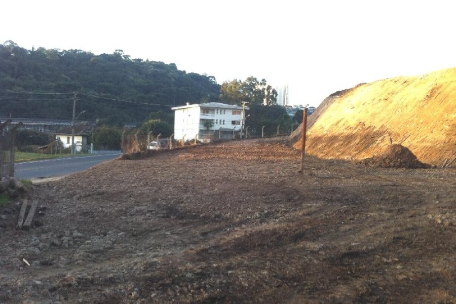 Terreno com 2000m², no bairro Planalto em Caxias do Sul para Alugar