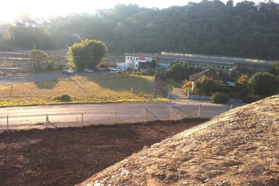 Terreno com 2000m², no bairro Planalto em Caxias do Sul para Alugar