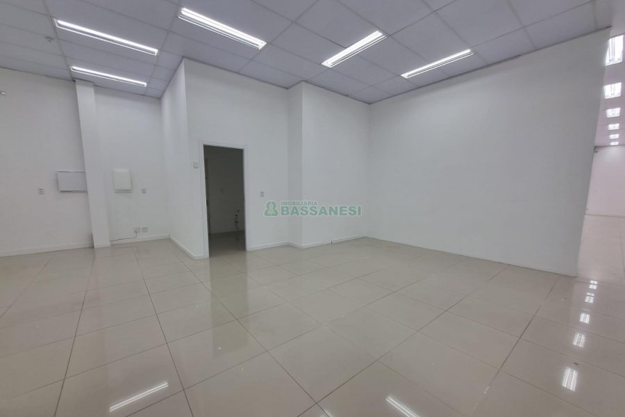 Loja com 250m², no bairro Centro em Caxias do Sul para Alugar