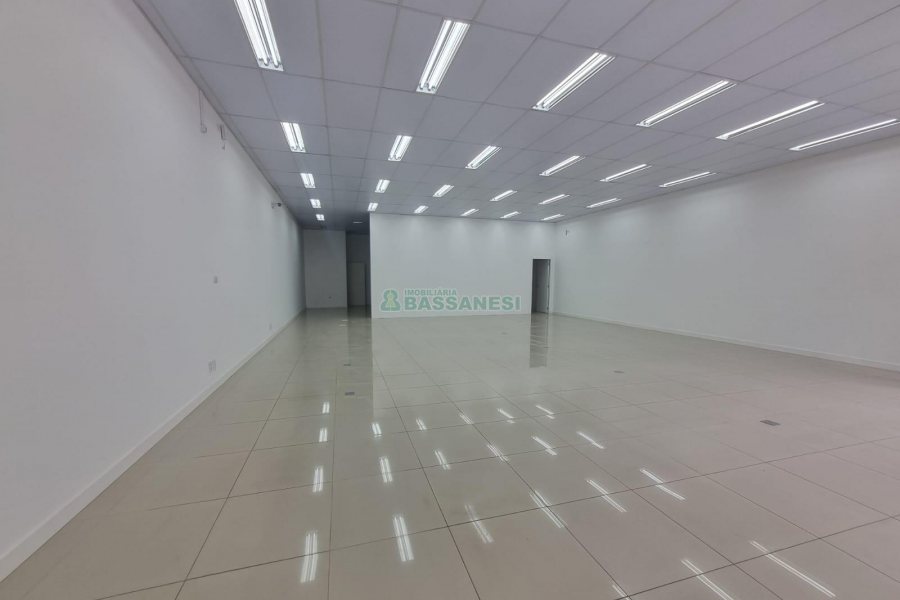 Loja com 250m², no bairro Centro em Caxias do Sul para Alugar