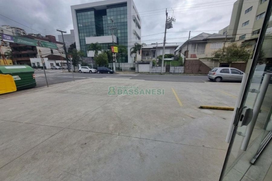 Loja com 250m², no bairro Centro em Caxias do Sul para Alugar